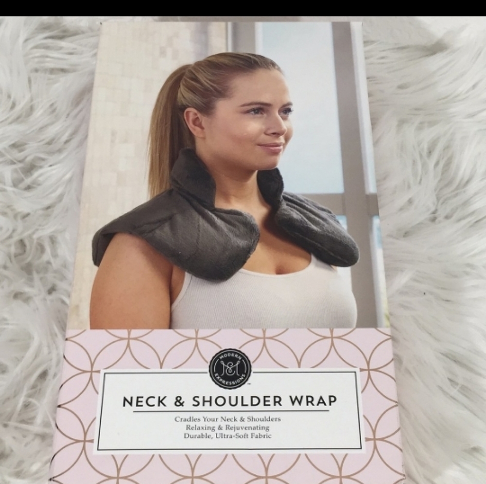 Modern Expressions neck and shoulder wrap